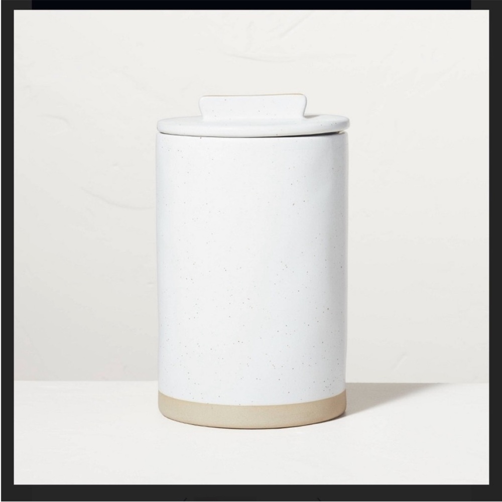 New Large Speckled Matte Stoneware
Canister Tan Hearth &
Hand Magnolia